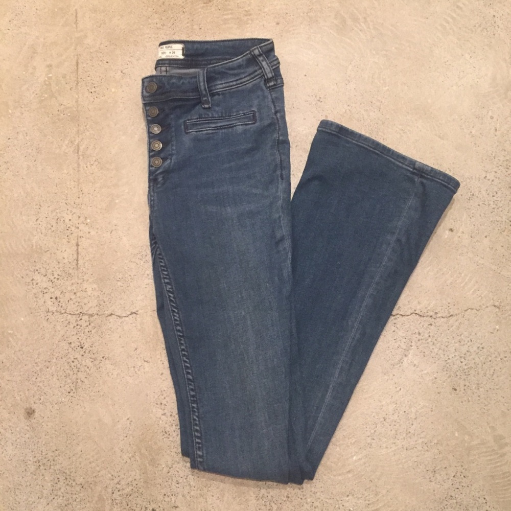 Button up blue jeans